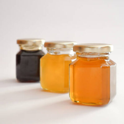 3 different type of honey in a small packaging
